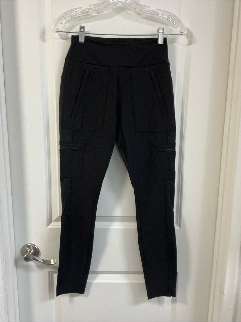 Athleta Headlands Hybrid Cargo Tight Leggings Black Size 2 Hiking Pants